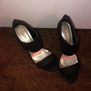 Black Nine West Chunky Heel